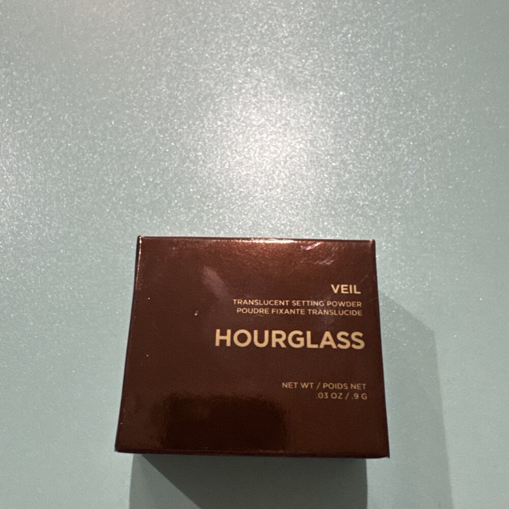 Hourglass Veil Translucent Setting Face Powder Travel size Mini .03 oz / .9 g